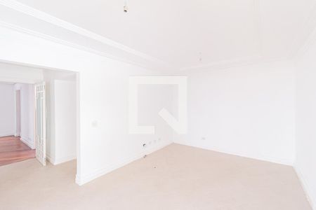 Sala de TV de casa de condomínio para alugar com 4 quartos, 430m² em Terras do Madeira, Carapicuíba