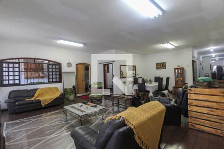 Casa para alugar com 3 quartos, 240m² em Vila Formosa, São Paulo