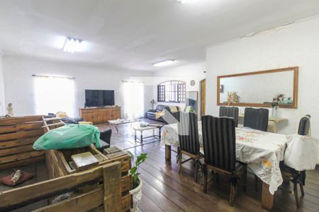 Casa para alugar com 3 quartos, 240m² em Vila Formosa, São Paulo