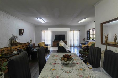 Casa para alugar com 3 quartos, 240m² em Vila Formosa, São Paulo