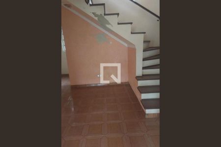 Casa à venda com 3 quartos, 150m² em Vila Constança, São Paulo