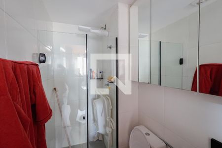 Banheiro de apartamento para alugar com 2 quartos, 60m² em Vila Guilherme, São Paulo
