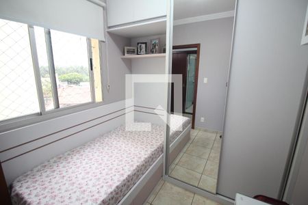 Quarto 1 de apartamento à venda com 3 quartos, 70m² em Novo Eldorado, Contagem