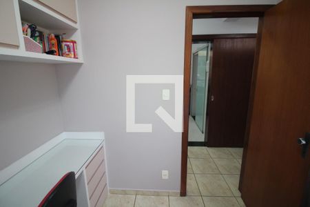 Quarto 1 de apartamento à venda com 3 quartos, 70m² em Novo Eldorado, Contagem