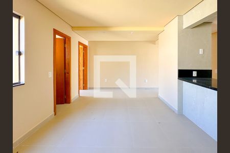 Sala de casa para alugar com 2 quartos, 249m² em Forquilhas, São José