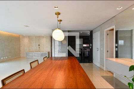 Sala 3 Ambientes de apartamento à venda com 4 quartos, 164m² em Serra, Belo Horizonte