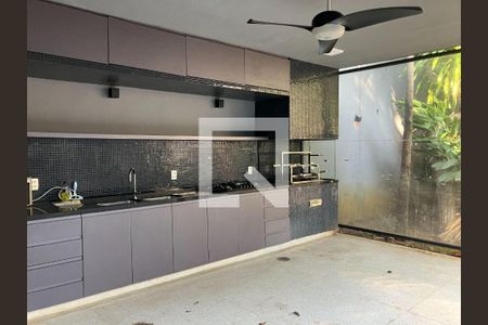 Casa à venda com 5 quartos, 695m² em Campo Belo, São Paulo