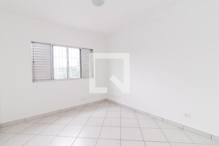 Quarto 1 de casa para alugar com 3 quartos, 100m² em Jardim Santa Maria, São Paulo