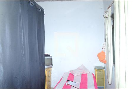 Quarto 1 de casa para alugar com 2 quartos, 100m² em Primeiro de Maio, Belo Horizonte