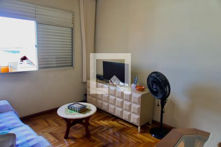 Sala de apartamento à venda com 2 quartos, 64m² em Alto Caiçaras, Belo Horizonte