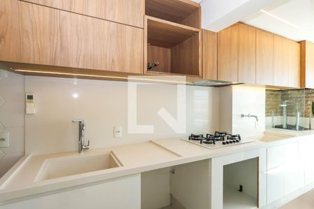 Sala e Cozinha de apartamento à venda com 2 quartos, 74m² em Aclimação, São Paulo
