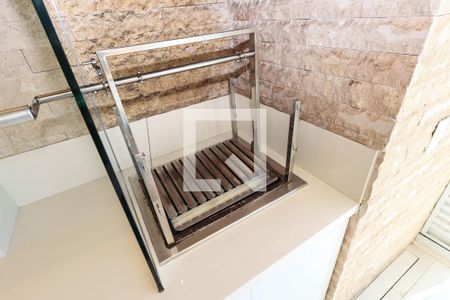 Sala e Cozinha de apartamento à venda com 2 quartos, 74m² em Aclimação, São Paulo