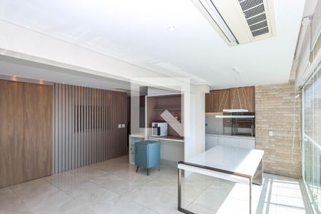 Sala e Cozinha de apartamento à venda com 2 quartos, 74m² em Aclimação, São Paulo