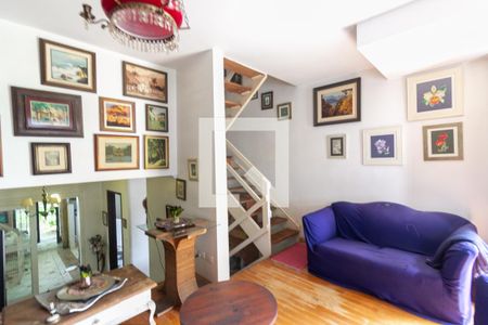 Sala de Estar de casa de condomínio à venda com 3 quartos, 100m² em Jardim Consorcio, São Paulo