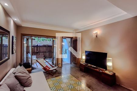 Sala de casa à venda com 3 quartos, 140m² em Ipiranga, São Paulo