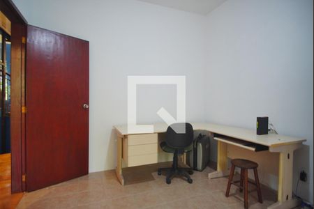 Escritório ou Quarto de casa para alugar com 3 quartos, 283m² em Petrópolis, Porto Alegre