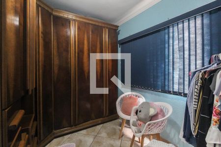 Quarto 2 de casa à venda com 6 quartos, 300m² em Vila Chuca, São Paulo