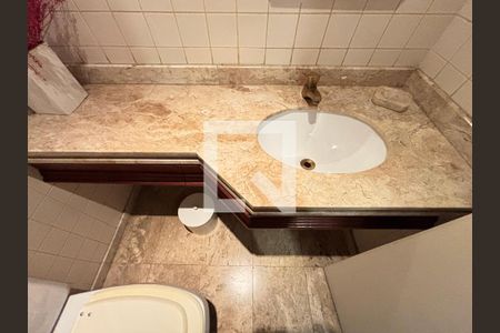 Lavabo de apartamento para alugar com 3 quartos, 126m² em Indianópolis, São Paulo