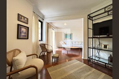 Sala de apartamento para alugar com 3 quartos, 126m² em Indianópolis, São Paulo