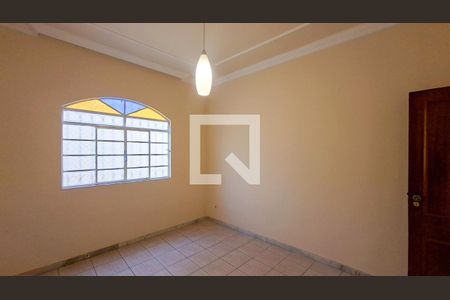 Casa para alugar com 4 quartos, 260m² em União, Belo Horizonte