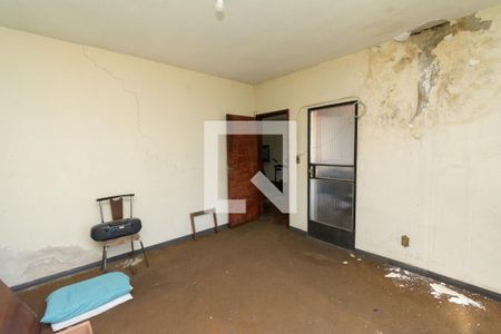 Sala de casa à venda com 4 quartos, 360m² em Bairro da Glória, Contagem