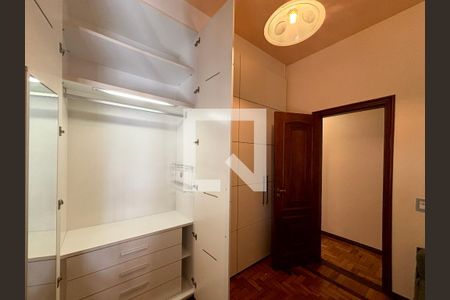 Quarto de apartamento para alugar com 2 quartos, 70m² em Copacabana, Rio de Janeiro