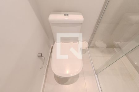 Banheiro de apartamento para alugar com 1 quarto, 45m² em Bela Vista, São Paulo