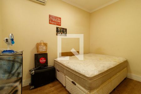 Quarto de casa à venda com 3 quartos, 148m² em Vila Nivi, São Paulo