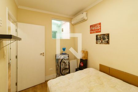 Quarto de casa à venda com 3 quartos, 148m² em Vila Nivi, São Paulo