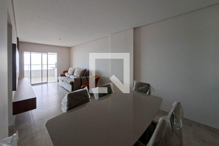 Sala de apartamento para alugar com 2 quartos, 86m² em Vilamar, Praia Grande