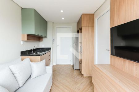 Sala / Cozinha de apartamento para alugar com 1 quarto, 24m² em Vila Butantã, São Paulo