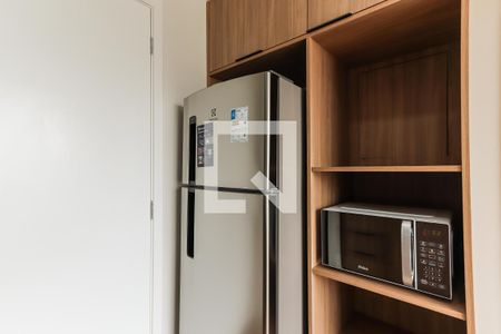 Sala / Cozinha de apartamento para alugar com 1 quarto, 24m² em Vila Butantã, São Paulo