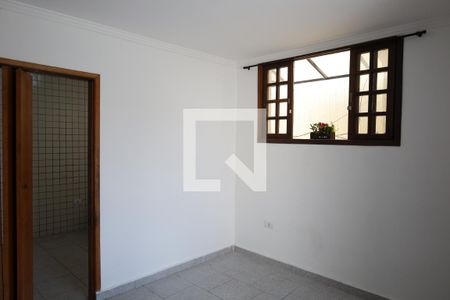 Casa para alugar com 2 quartos, 125m² em Vila Imperio, São Paulo