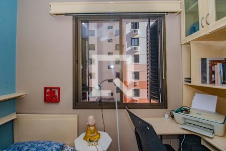 Quarto 1 de apartamento à venda com 3 quartos, 73m² em Cristo Redentor, Porto Alegre