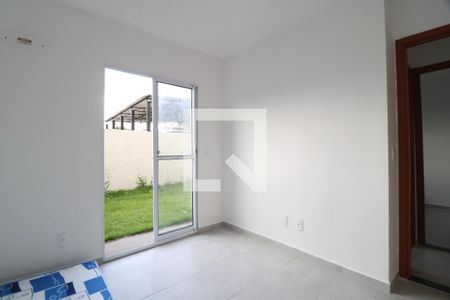 Quarto 2 de apartamento para alugar com 2 quartos, 40m² em Jardim Patricia, Uberlândia