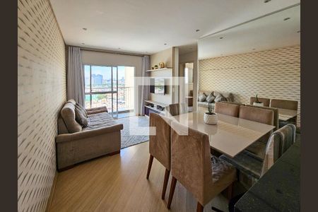 Sala de apartamento à venda com 3 quartos, 60m² em Vila Scarpelli, Santo André