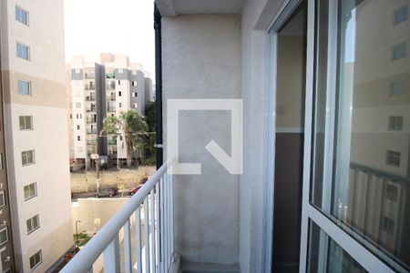 Sala / Cozinha - Varanda de apartamento para alugar com 1 quarto, 28m² em Parada Xv de Novembro, São Paulo