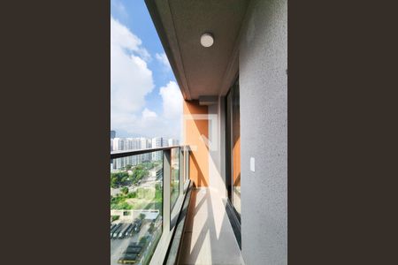 Varanda  de apartamento para alugar com 2 quartos, 44m² em Santo Cristo, Rio de Janeiro