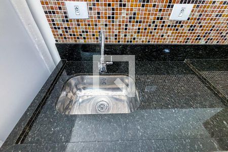Cozinha de apartamento para alugar com 1 quarto, 32m² em Vila Monte Alegre, São Paulo