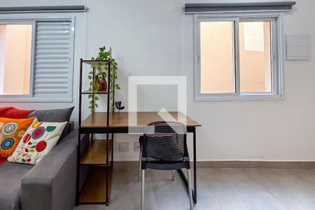 Cozinha de apartamento para alugar com 1 quarto, 32m² em Vila Monte Alegre, São Paulo