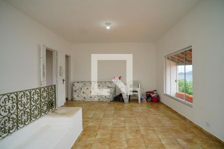 Sala de casa para alugar com 4 quartos, 240m² em Zacarias, Maricá