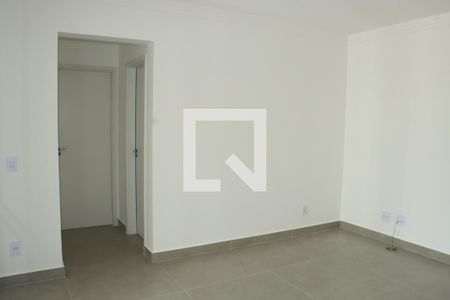 Apartamento para alugar com 2 quartos, 82m² em Jardim Branca Flor, Embu das Artes