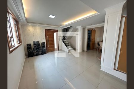 Sala de casa para alugar com 3 quartos, 240m² em Madureira, Rio de Janeiro