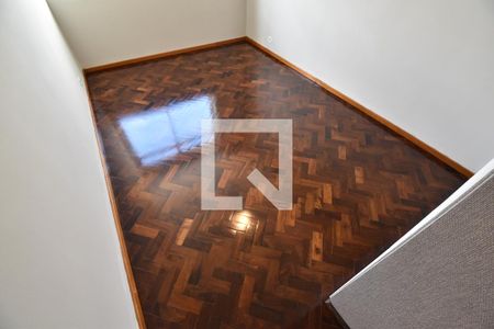 Quarto 1 de apartamento para alugar com 3 quartos, 145m² em São Francisco, Curitiba