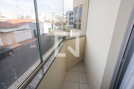 Apartamento para alugar com 2 quartos, 70m² em Santa Mônica, Uberlândia