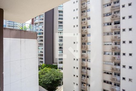 Varanda de kitnet/studio à venda com 1 quarto, 26m² em Indianópolis, São Paulo