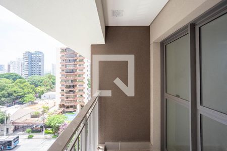 Varanda de kitnet/studio à venda com 1 quarto, 26m² em Indianópolis, São Paulo