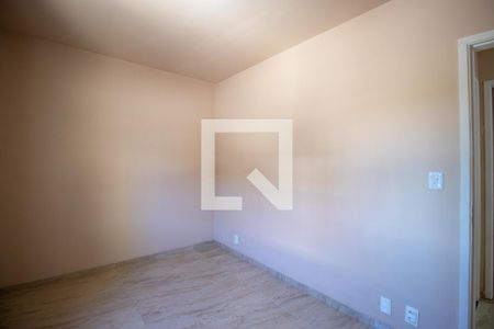 Quarto 1 de apartamento para alugar com 2 quartos, 61m² em Irajá, Rio de Janeiro