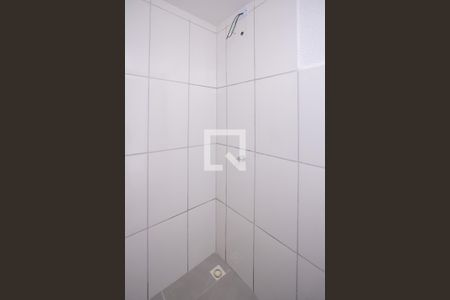 Banheiro de apartamento para alugar com 1 quarto, 35m² em Laranjal, São Gonçalo