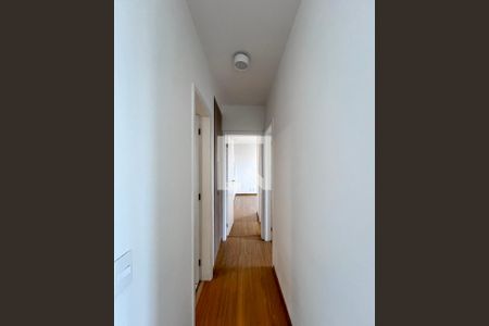 Corredor de apartamento para alugar com 2 quartos, 68m² em Paraíso, São Paulo